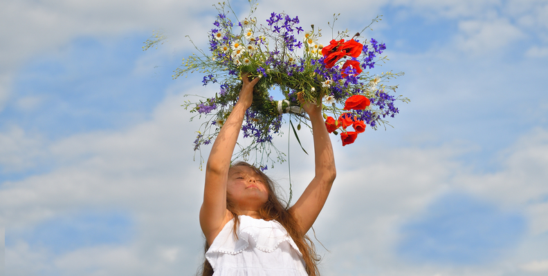 15 Roliga Midsommarlekar For Bade Barn Och Vuxna 15 Roliga Midsommarlekar For Bade Barn Och Vuxna